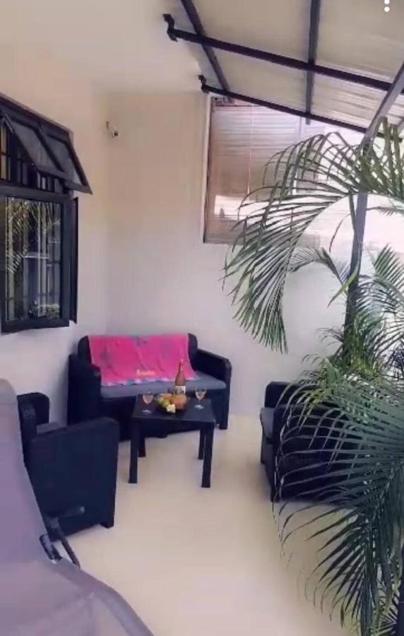 Residence Frangipani 佩雷贝勒 外观 照片